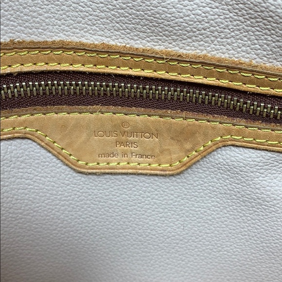 Authentic Louis Vuitton  Monogram bucket bag pm - Picture 6 of 16